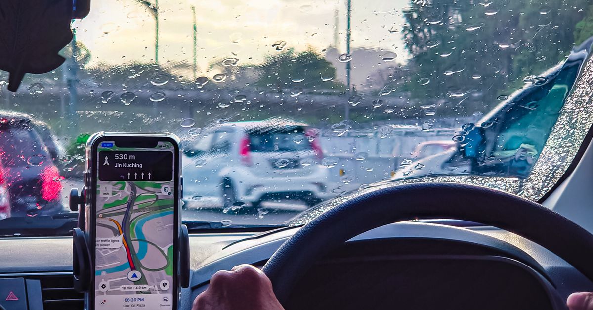 Advanced Defensive Driving: Anticipating Road Hazards