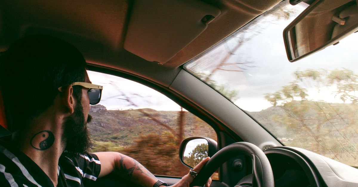 Essential Documents You Should Bring to Your Driving Lesson
